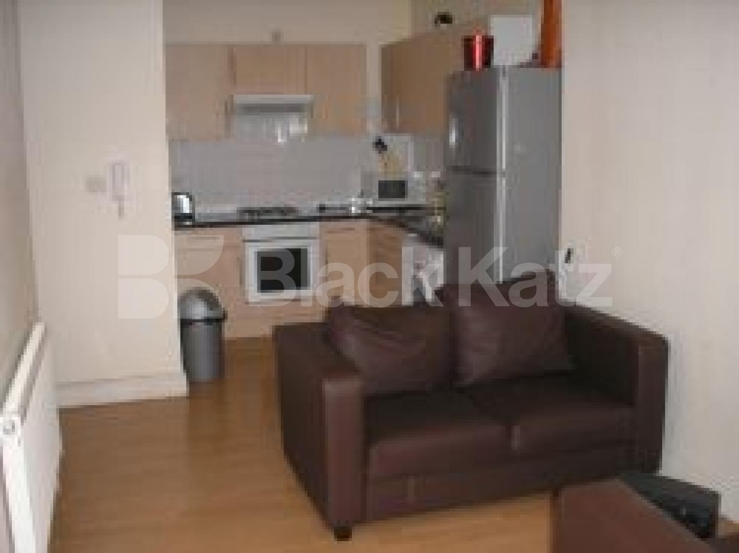			2 Bedroom, 1 bath, 1 reception Flat			 Brecknock Road, TUFNELL PARK N19